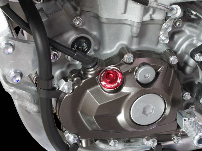 Zátka nalévání oleje SCAR OIL FILLER CAP pro HONDA/KAWASAKI/YAMAHA červená