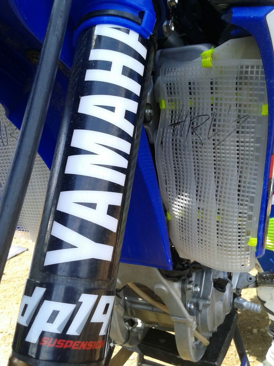 Ochranné síťky na chladiče HURLY MUD pro YAMAHA YZ 250 1998-2018