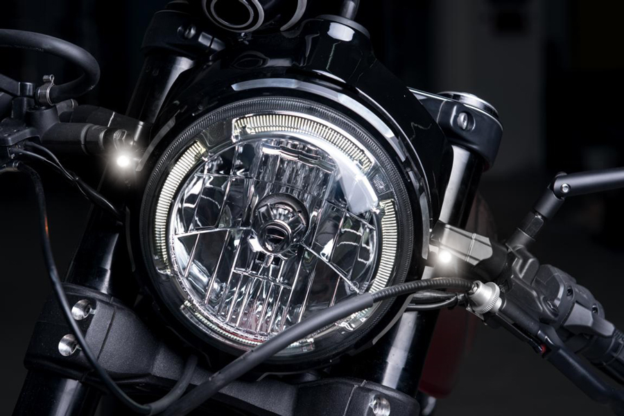 Bílé LED poziční světlo motocyklu KELLERMANN ATTO - BARVA ĆERNÁ