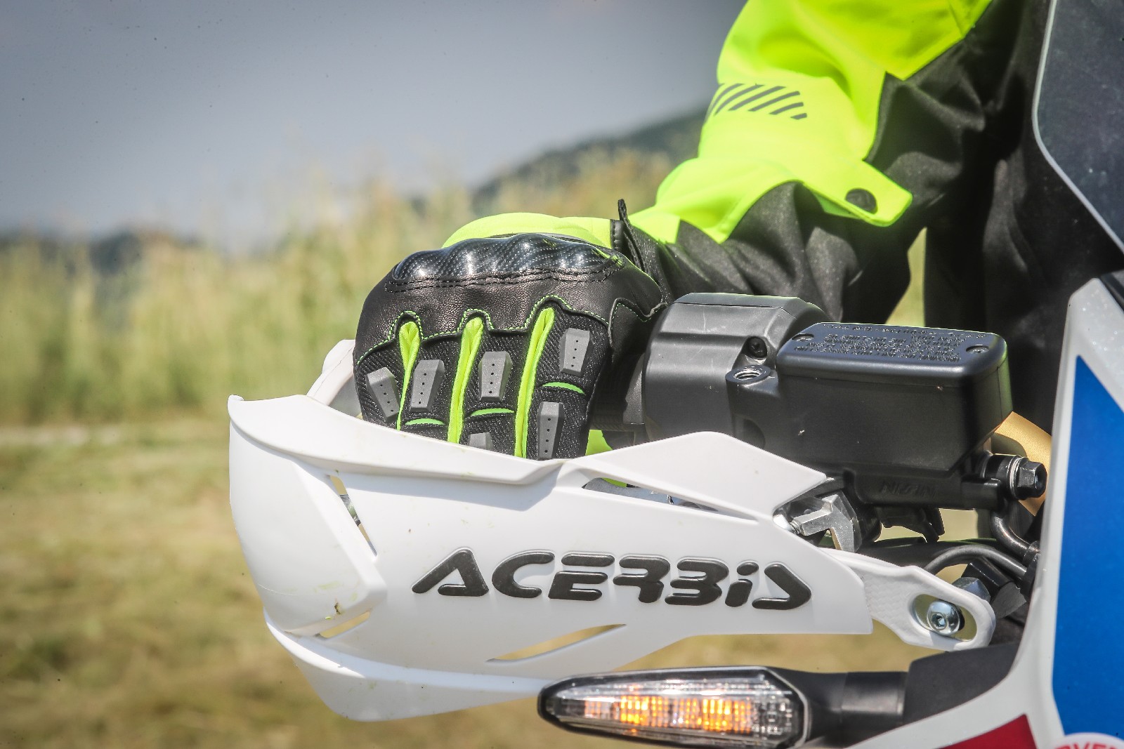 Chrániče páček s výztuhou ACERBIS X-FACTORY bílá/modrá
