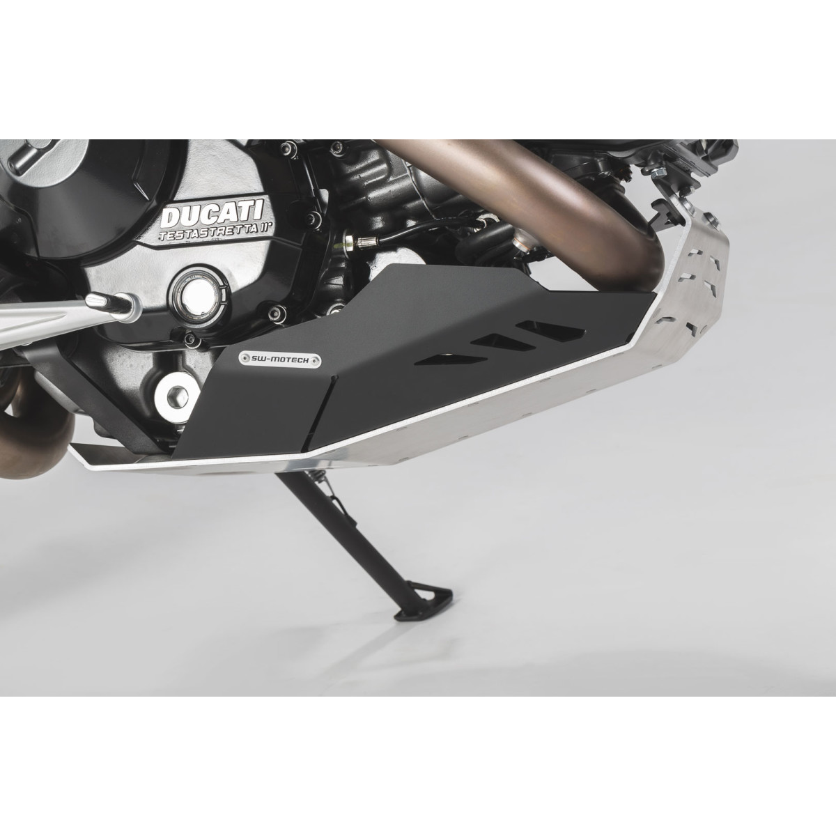 Ochranný kryt motoru motocyklu SW MOTECH pro DUCATI Multistrada/S 1200 2010-2014 stříbrná