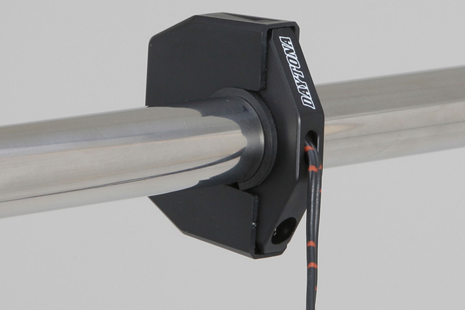 Univerzální plastový spínač na řidítka DAYTONA délka kabelu 800 mm - DC 12V / 15A (12V-180 W / 6V-90 W)