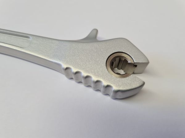 A Klíč pro předepnutí drátů kol QTECH 