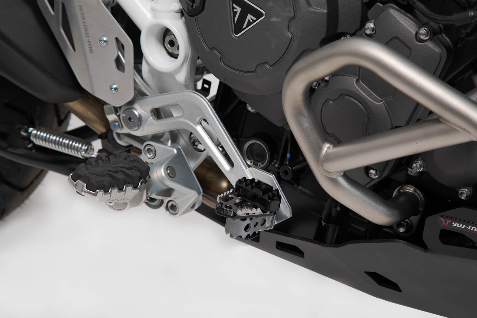 Prodloužení brzdového pedálu motocyklu SW MOTECH pro TRIUMPH Tiger 900 Rally/Pro 2019-2021