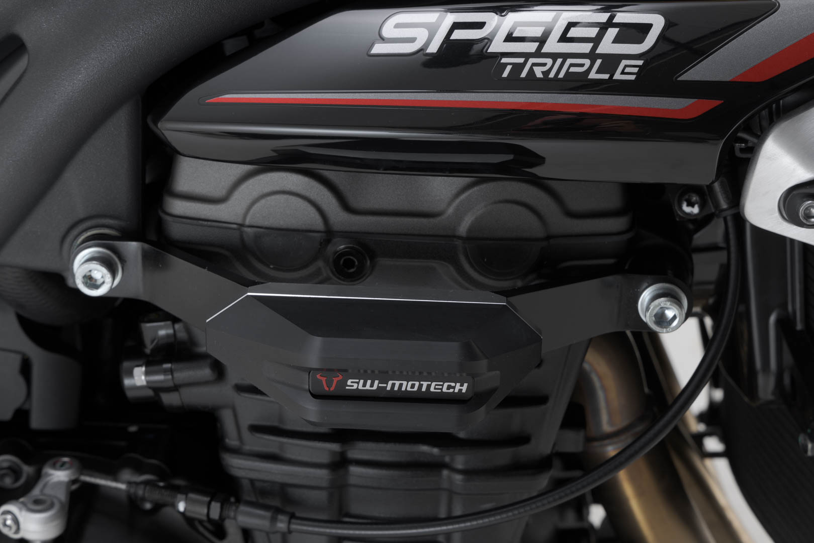 Padací protektory motocyklu SW-MOTECH pro TRIUMPH SPORT/TRIDENT 660 rok 2021-2022