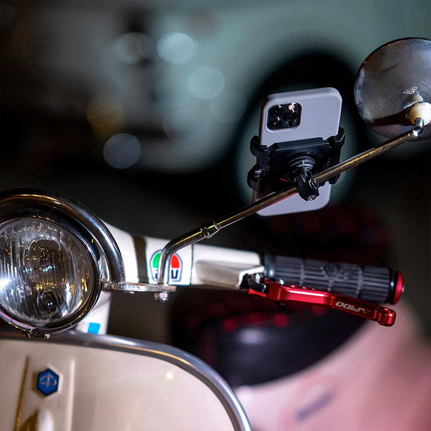 Univerzální telefonní svorka pro telefony SP CONNECT CLAMP SPC+ UNIVERSAL 52637  pro telefony o šířce 58-82 mm mm