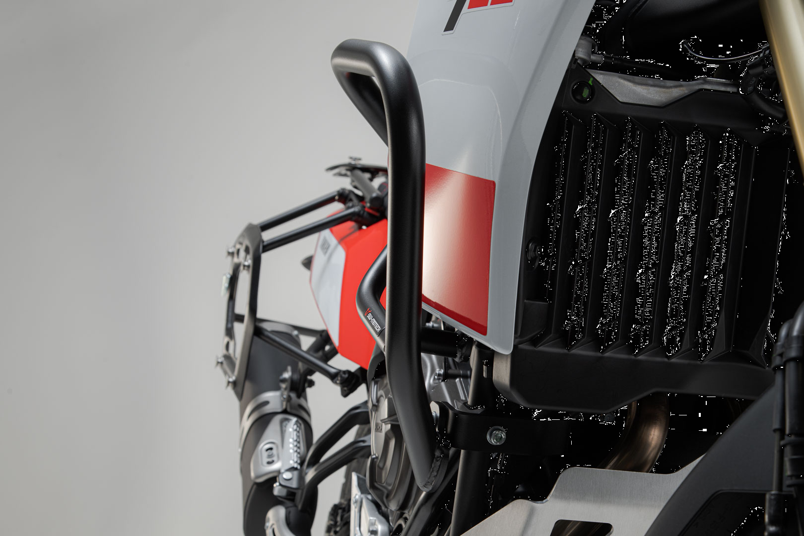 Padací rám motocyklu SW-MOTECH CRASH BAR pro YAMAHA XTZ 700 XTenere 700 Extreme Editon rok 2023-2024 barva černá