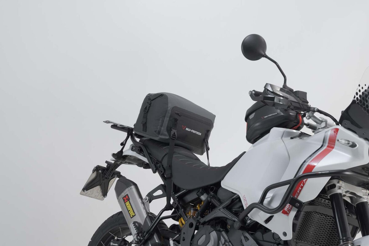 Vodotěsná nepromokavá taška / vak / brašna SW-MOTECH Drybag 180 tail bag šedá/černá, objem 18 litrů