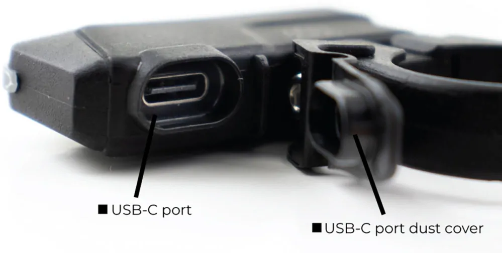 USB-C nabíječka na řidítka motocyklu KOSO NORTH AMERICA CHARGER TYPE -C HANDLEBAR