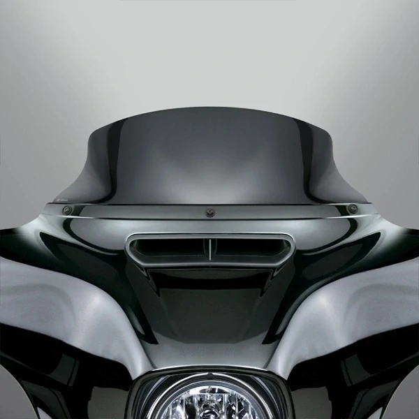 Plexi motocyklu NATIONAL CYCLE verze nízká N20411 pro HARLEY DAVIDSON FLHT, FLHTK, FLHTKL, FLHTKCUL rok 2014–2024 barva tmavě šedá, výška plexi 18,4 cm 