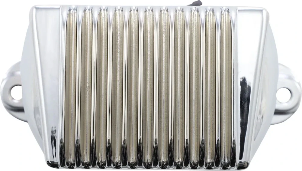 Regulátor dobíjení / regulátor napětí DRAG SPECIALTIES PREMIUM VOLTAGE REGULATOR pro HARLEY DAVIDSON FLHT/ FLHR/ FLHX/ FLTR rok 2006-2008 barva chromová 