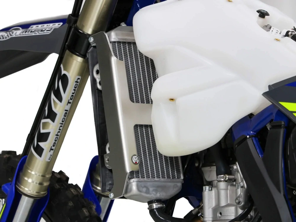 Výztuhy chladičů motocyklu AXP RACING RADIATOR BRACES pro SHERCO SEF 250/ 300 rok 2024-2025
