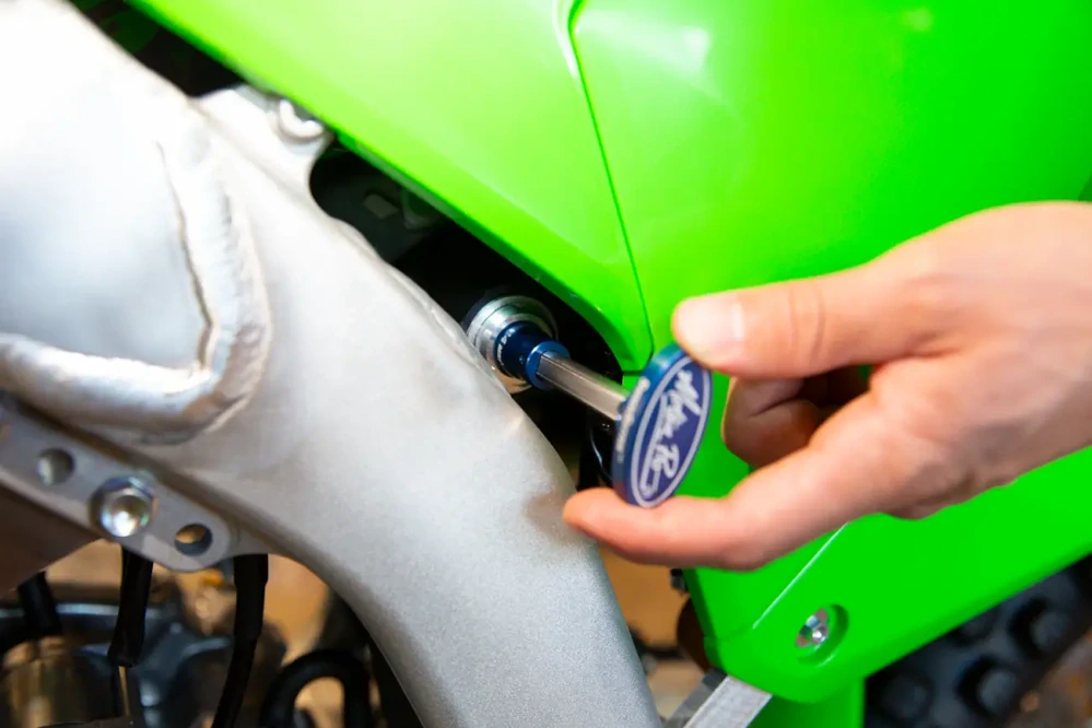 Přípravek pro nastavení komprese a odskoku zadního tlumiče MOTION PRO SHOCKSETTER velikost 14 mm