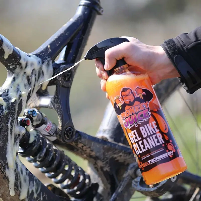 Čistící prostředek na motocykly TRU TENSION MONKEY JUICE GEL BIKE CLEANER M012 balení 1000 ml (1 litr) s rozprašovačem