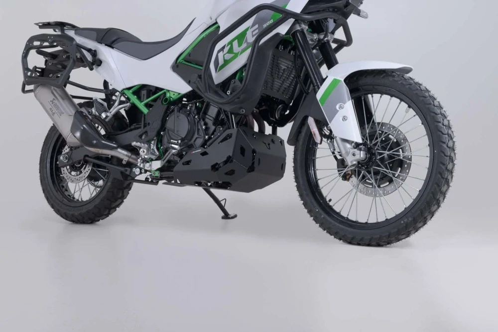 Kryt pod motor motocyklu SW-MOTECH pro moto KAWASAKI KLE500 / KLE500 SE rok 2026 a výše barva černá