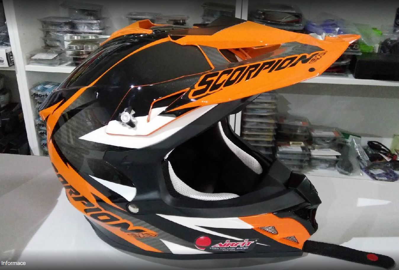 Prodloužení kšiltu motokrosové helmy SCORPION VX-15