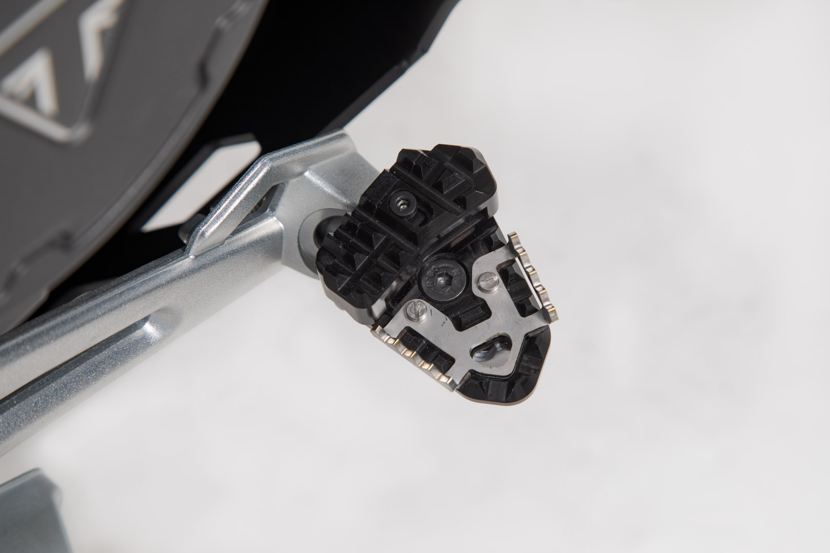 Prodloužení brzdového pedálu motocyklu SW MOTECH pro TRIUMPH Tiger 900 Rally/Pro 2019-2021