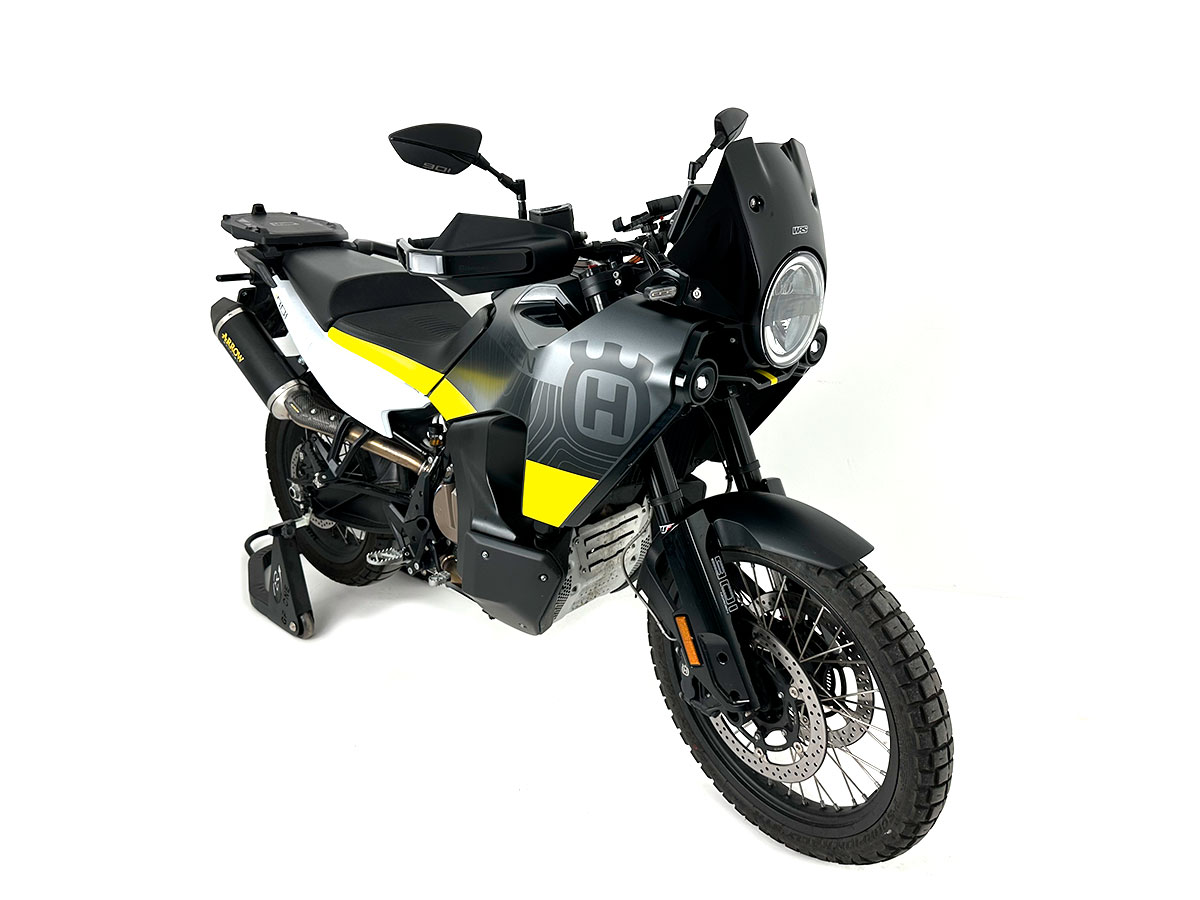 Plexi motocyklu WRS verze ENDURO pro HUSQVARNA NORDEN 901 ABS rok 2022-2023 barva černá lesklá, výška plexi 18,5 cm 