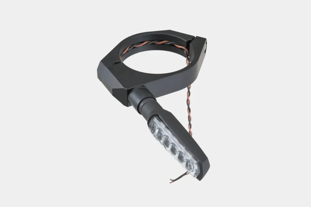 Objímky na vidlice pro uchycení blinkrů DAYTONA ALUMINUM FORK CLAMP SET - pár, pro vidlice o průměru 41 mm