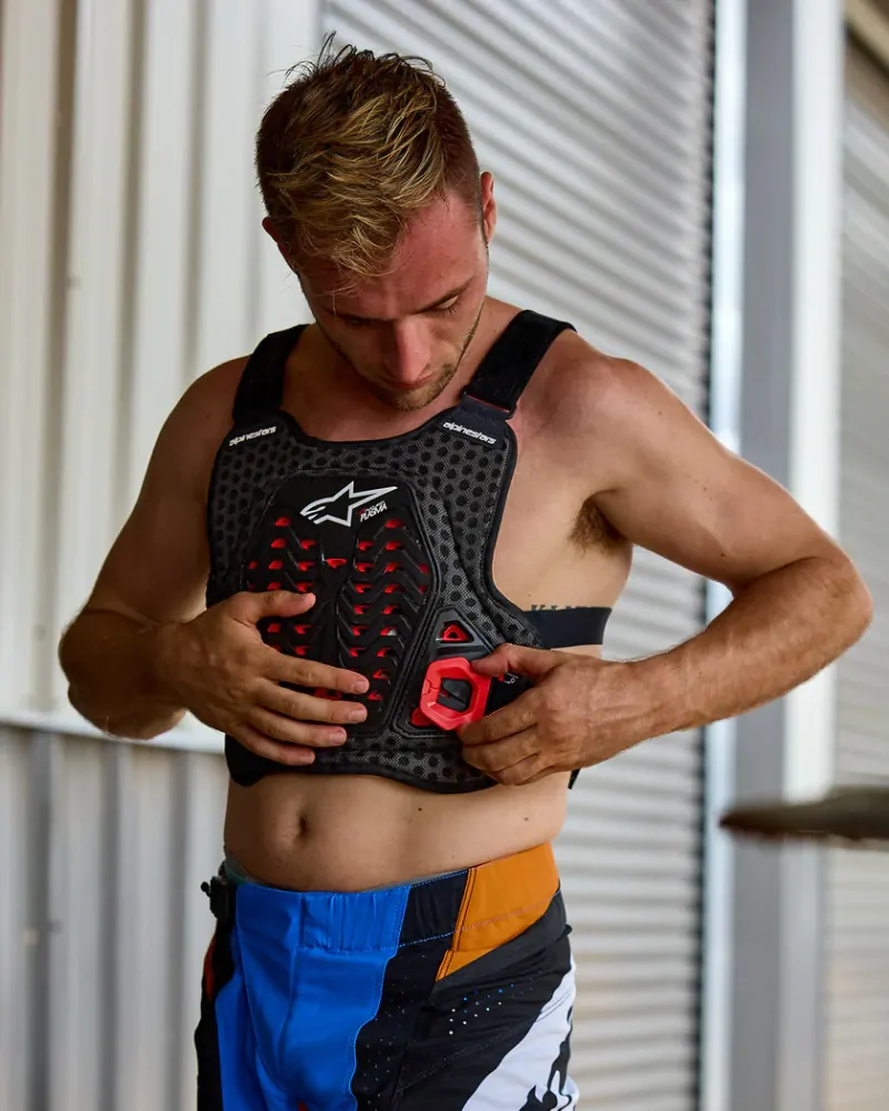 A Hrudní / zádový chránič / chránič těla  ALPINESTARS A-5 PLASMA CHEST PROTECTOR černá/ červená velikost M/L