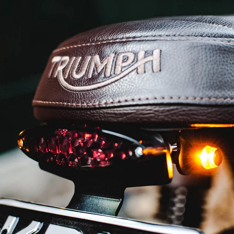 Homologovaný led motocyklový blinkr  MOTOGADGET MO.BLAZE PIN pozice montáže zadní nebo přední, balení 1 kus, barva lesklý chrom/čiré zakončení blinkru  