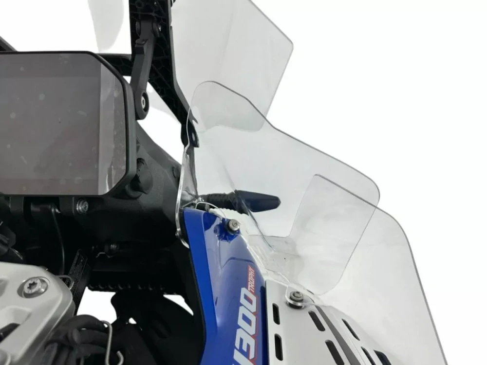 Přídavné boční deflektory motocyklu WRS SIDE DEFLECTORS BM106T pro BMW R 1300 GS ADVENTURE rok 2024 velikost velká, barva čirá 