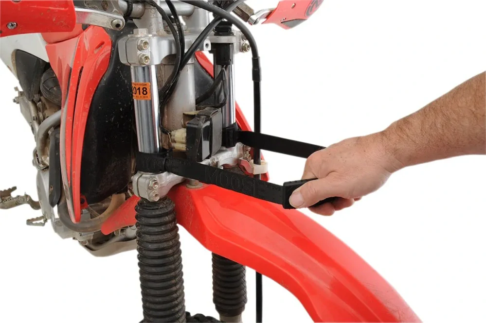 Přední madlo / vytahovací popruh pro enduro a cross MOOSE RACING FRONT LIFT STRAP