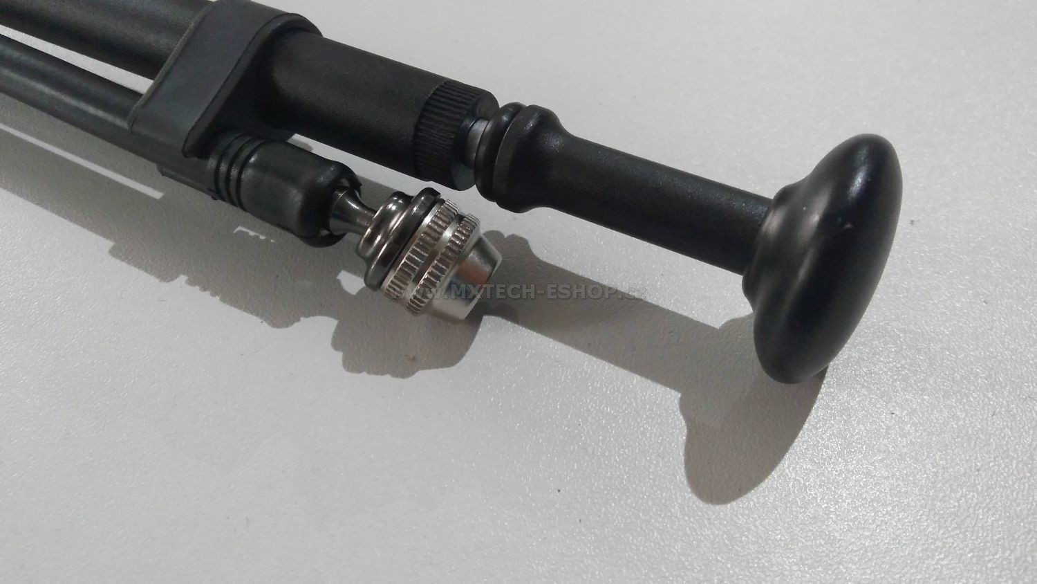 Pumpička předních tlumičů s digitálním LCD displejem MRP