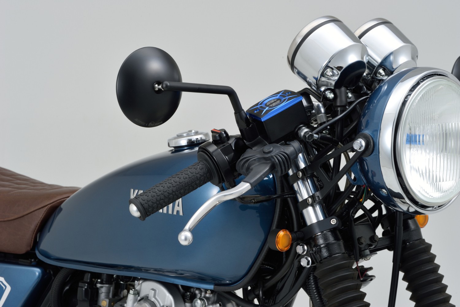 Univerzální zpětné zrcátko motocyklu do konců řidítek DAYTONA D-MIRROR 9 - 2 kusy