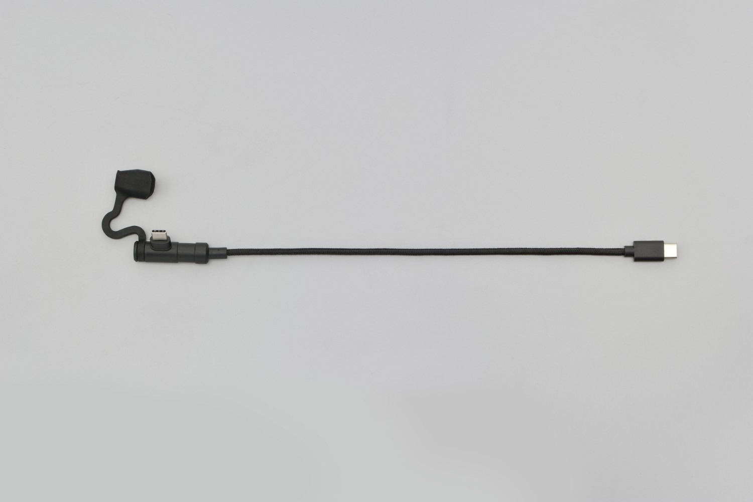 Kabel typ USB-C na USB-C DAYTONA CHARING CABLE  18 W (5 V/3 A, 9 V/2 A, 12 V/1,5 A), délka kabelu 20cm