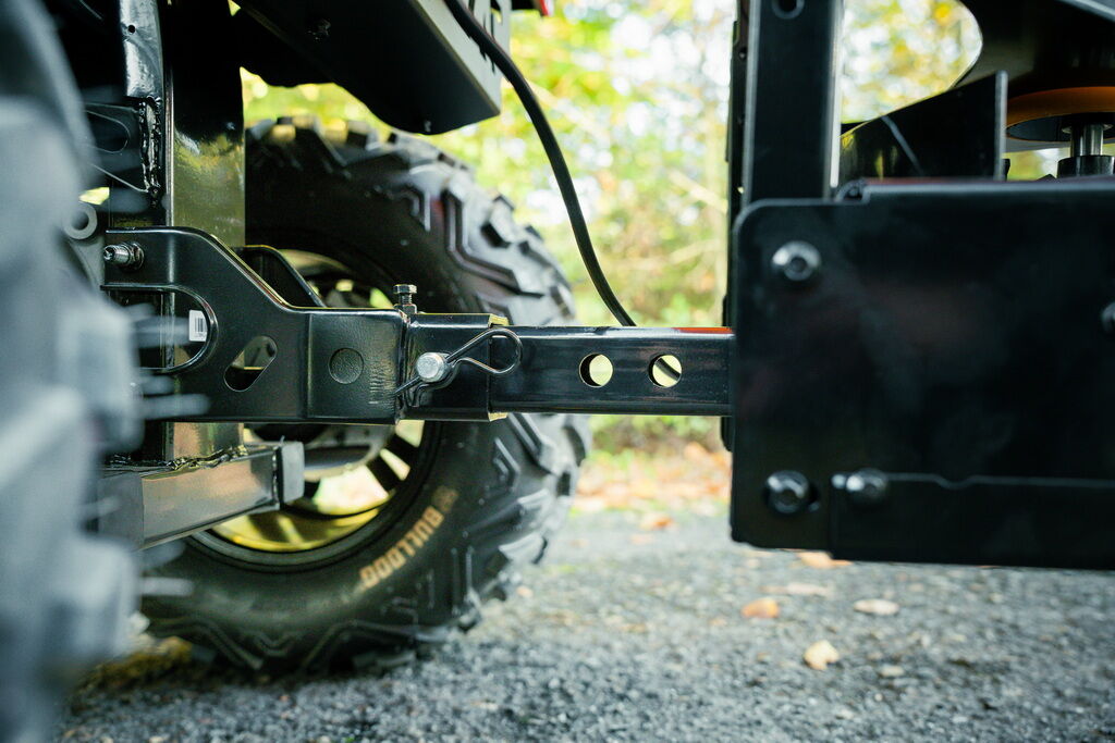 Víceúčelový dálkově ovladatelný ATV rozmetač sypkých materiálů /rozmetadlo sypkých hmot SHARK SPREADER 100KG