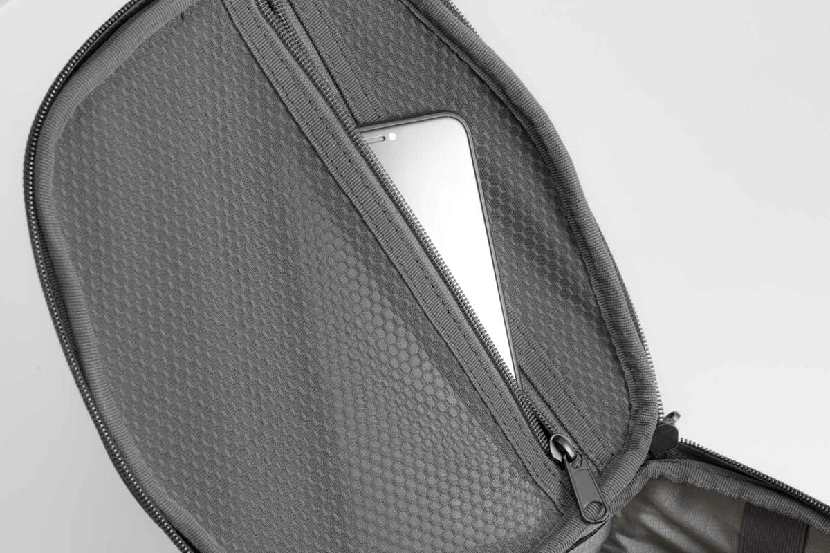 Tank bag na nádrž motocyklu SW-MOTECH PRO ENDURO TANKBAG černá, rozměr 35,0 x 31,5 x 20,0 cm, objem 12 až 15 litrů