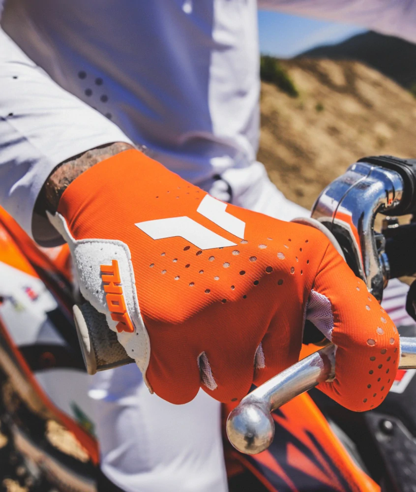 A Ventilační motokrosové / MTB rukavice s jednovrstvou dlaní THOR SPORTMODE VENTED barva oranžová/bílá, pár, VELIKOST L