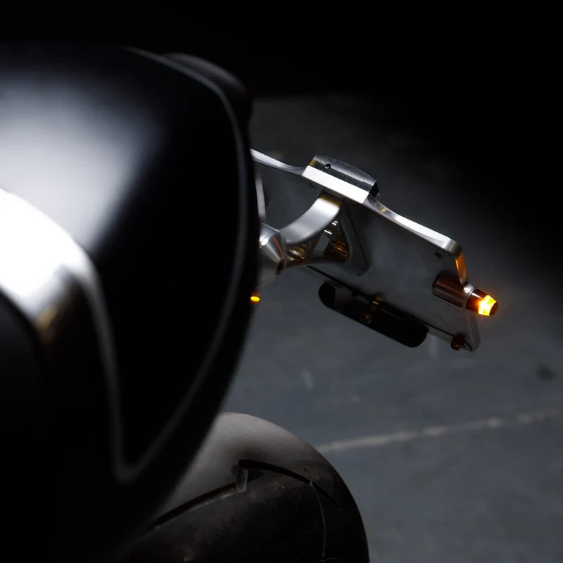 Homologovaný led motocyklový blinkr  MOTOGADGET MO.BLAZE PIN pozice montáže zadní nebo přední, balení 1 kus, barva lesklý chrom/čiré zakončení blinkru  