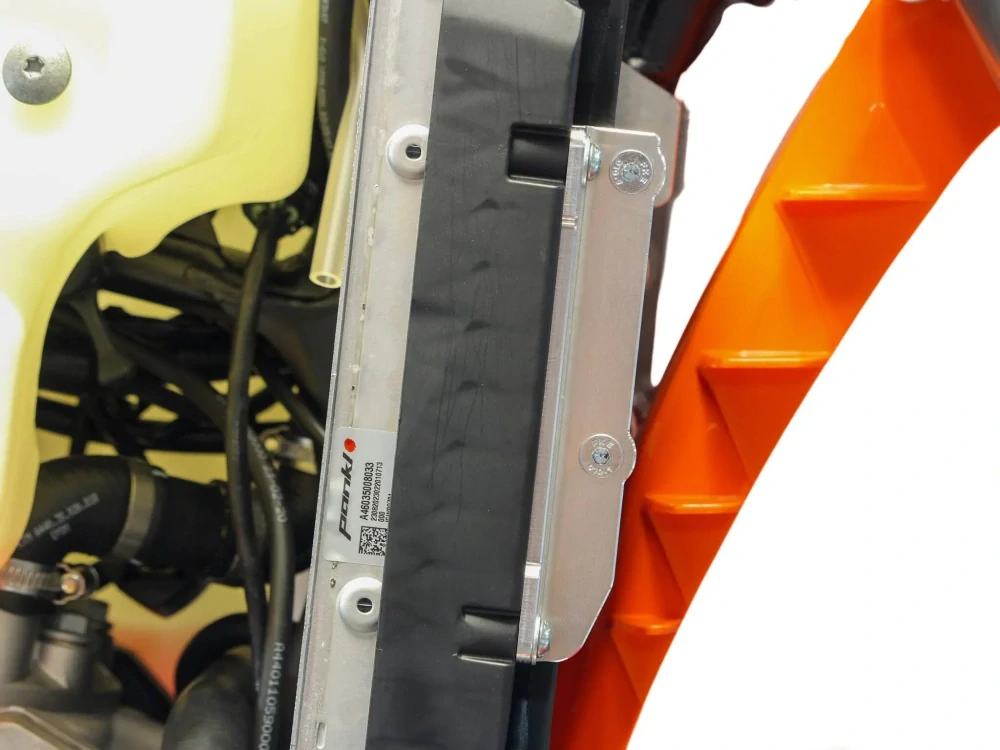 Výztuhy chladičů motocyklu AXP RACING RADIATOR BRACES pro GAS GAS EC 250F/ 350F/ 450F/ 500F rok 2024-2025
