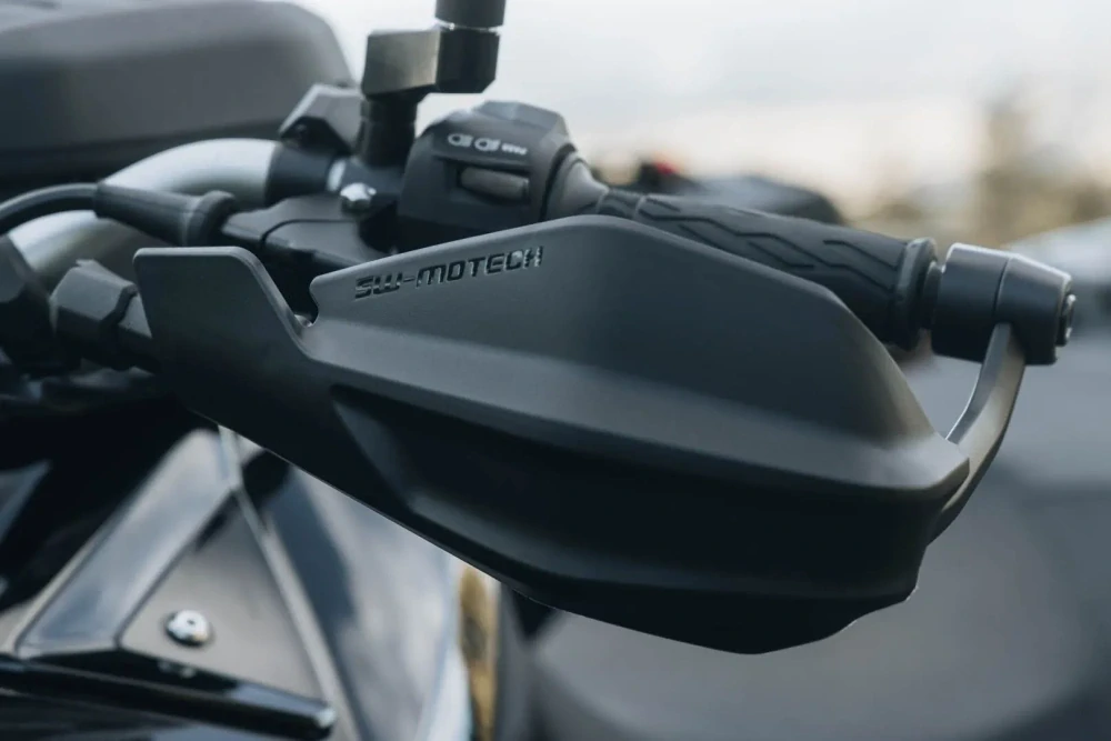 Kryty páček s hliníkovými držáky pro motocykly SW-MOTECH pro TRIUMPH viz popis