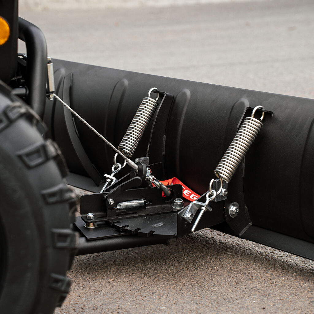 Kovová radlice pro ATV/UTV SHARK SNOW PLOW 59" STEEL ČERNÁ (150 CM) s rychloupínacím adaptérem