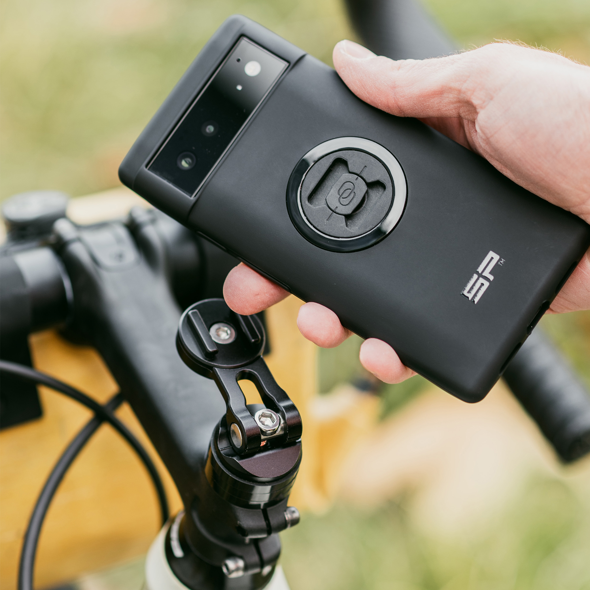 Hliníkový držák mobilního telefonu s nastavitelným ramenem SP CONNECT STEM MOUNT PRO 53340