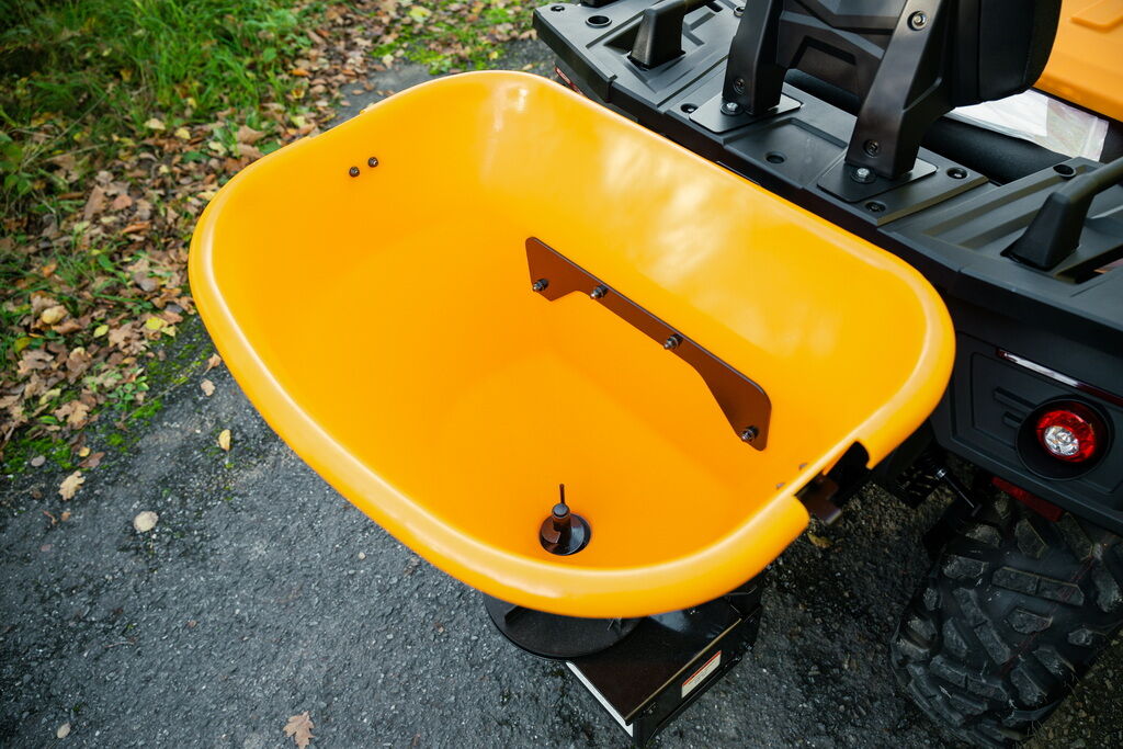 Víceúčelový dálkově ovladatelný ATV rozmetač sypkých materiálů /rozmetadlo sypkých hmot SHARK SPREADER 100KG