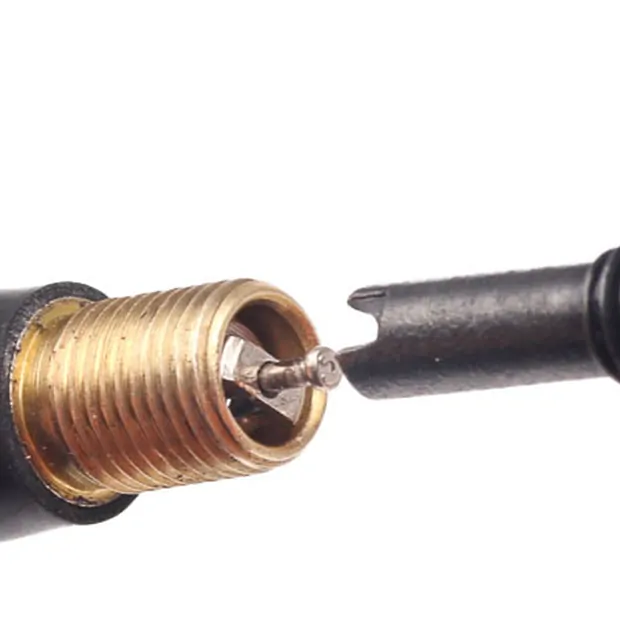 Přípravek k montáži nebo demontáži zacvakávacích ventilků bezdušových pneumatik BIKESERVICE TOOL VALVE STEM PULLER BS70011