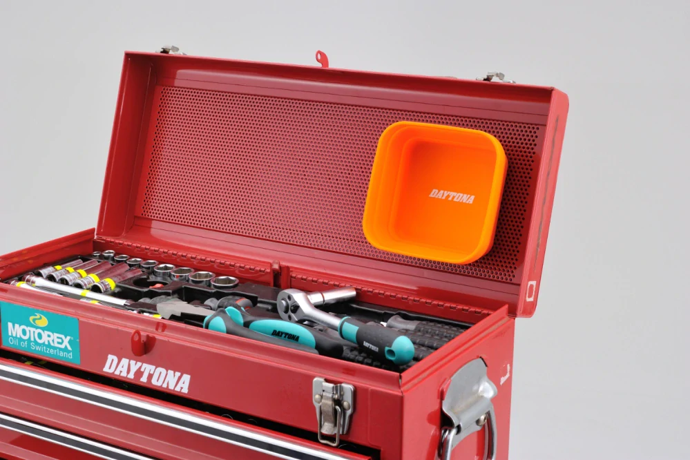 Magnetická silikonová skládací miska na nářadí DAYTONA SILICONE TRAY MAGNETIC ROUND barva oranžová, tvar čtverec 