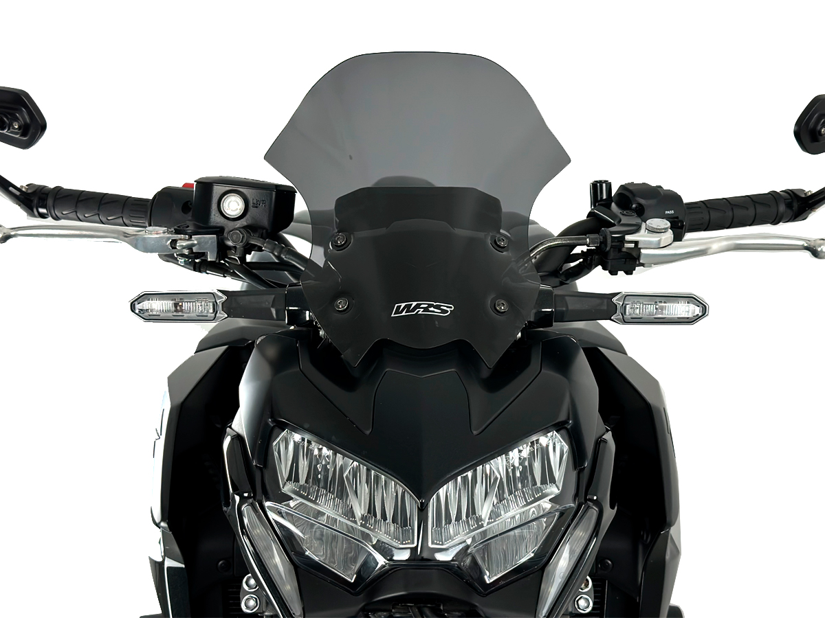 Plexi motocyklu WRS verze TOURING pro motocykly KAWASAKI Z 900 ABS rok 2020-2024, výška 31 cm, šíře 37 cm, , barva tmavě kouřová  