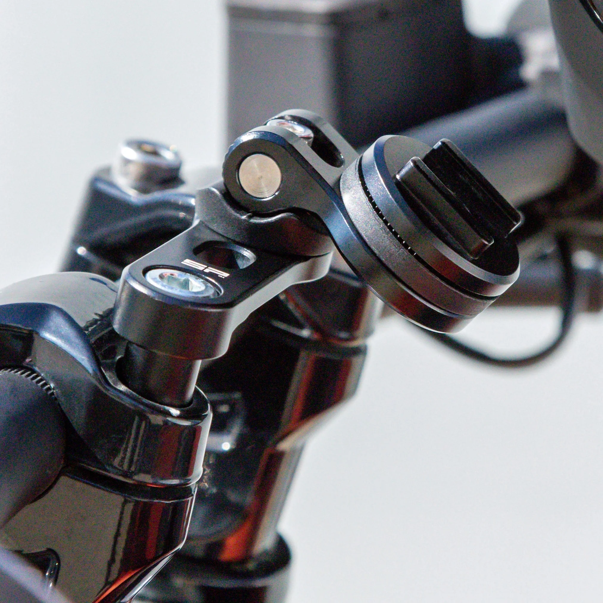 Držák mobilního telefonu do držáku řidítek SP CONNECT BAR CLAMP MOUNT PRO 53232 barva černá