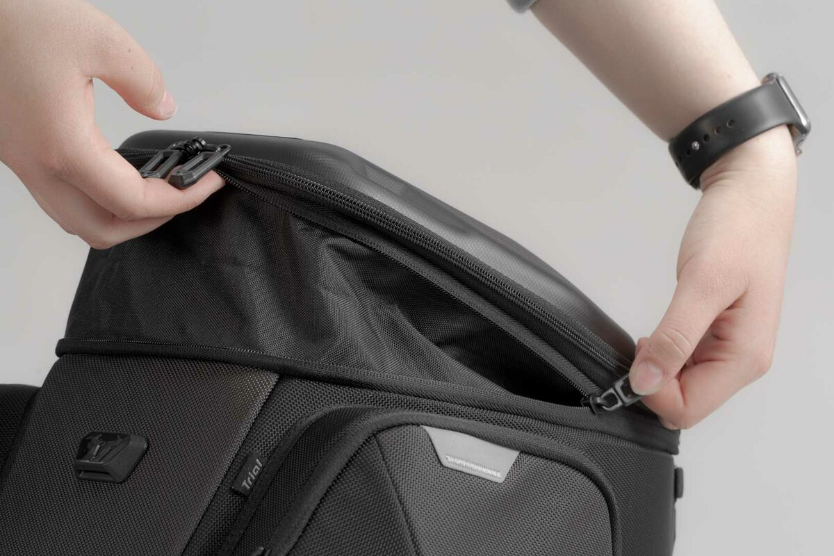 Tank bag na nádrž motocyklu SW-MOTECH PRO ENDURO TANKBAG černá, rozměr 35,0 x 31,5 x 20,0 cm, objem 12 až 15 litrů