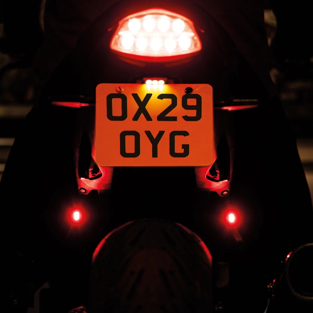 Přídavné zadní světla motocyklu OXFORD RUN LIGHT EL382 provozní napětí 12V - 15V 