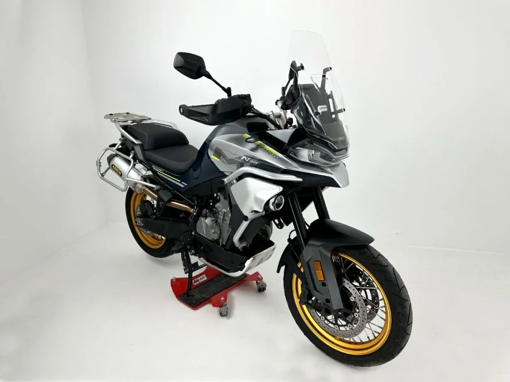 Plexi motocyklu WRS pro CF MOTO 800 MT rok 2022-2026 verze TOURING výška 52,3 cm, barva čirá