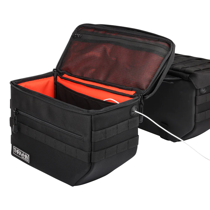 Motocyklové textilní podsedadlové brašny THRASHIN SUPPLY CO ESCAPE SADDLEBAG V2 objem 18 litrů, pár