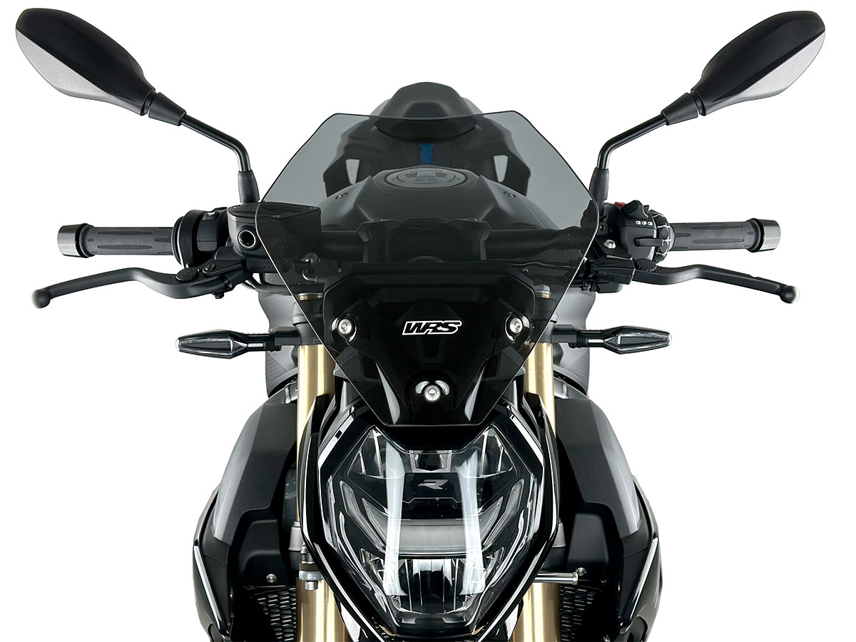 Plexi motocyklu WRS TOURING pro BMW S 1000 R rok 2022-2023, výška 31 cm, šíře 33 cm, barva tmavě kouřová