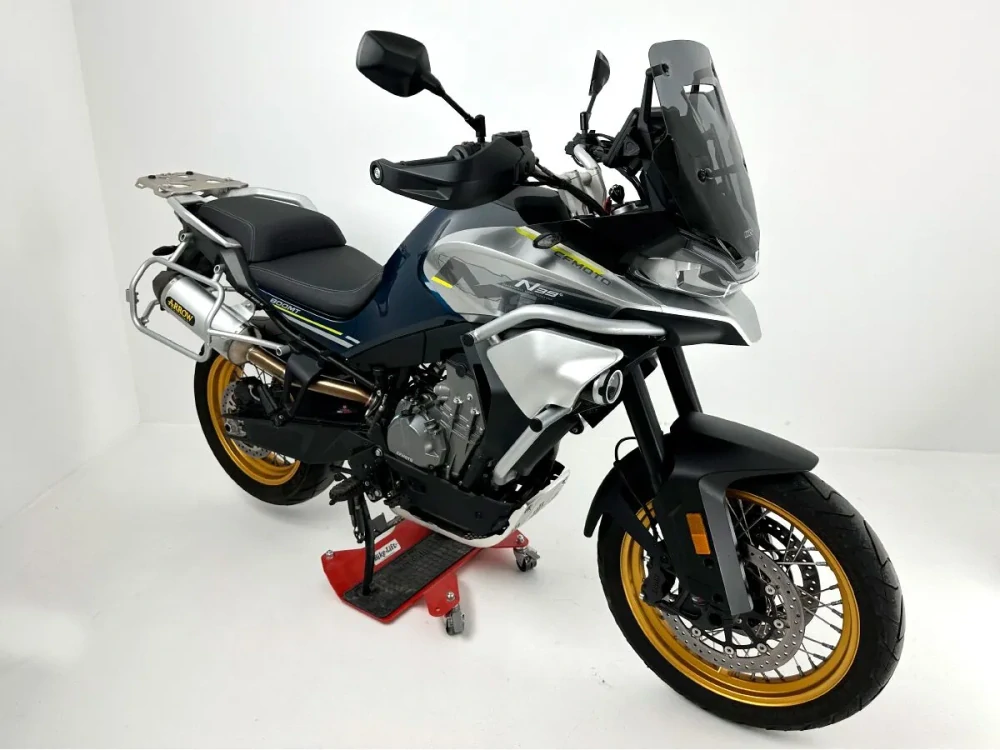 Plexi motocyklu WRS pro CF MOTO 800 MT rok 2022-2026 verze SPORT výška 41,7 cm, barva tmavě kouřová