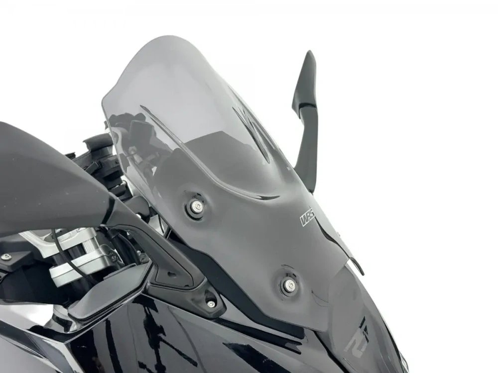 Plexi motocyklu WRS VERZE SPORT pro motocykl BMW R 1300 RS 2025-2026 barva tmavě kouřová, výška plexi 36 cm / o 1,5 cm nižší než originální plexi